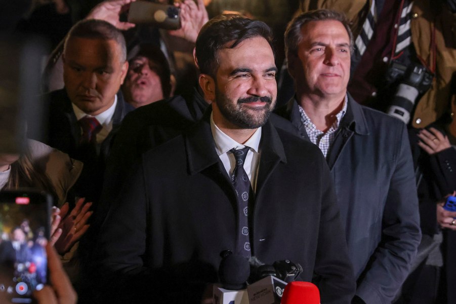 Aripa socialistă din Partidul Democrat a cucerit Primăria New Yorkului. Acum își îndreaptă atenția către alte orașe și Congresul SUA