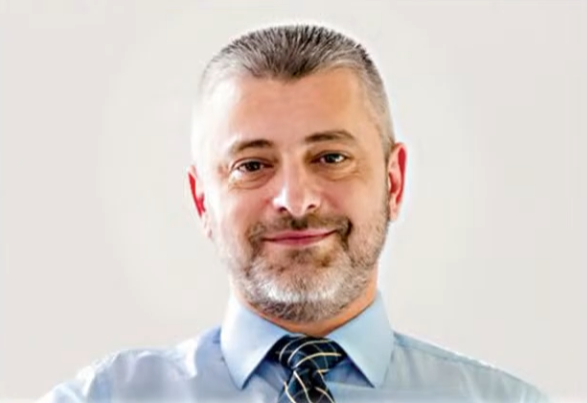 Criza politică? Nimic nou pe frontul de est: Investitorii s-au obişnuit cu haosul şi continuă să vină la Bursă, iar în ciuda turbulenţelor economice şi politice se pregătesc de următoarea listare. „Sunt interesaţi pentru a subscrie la un nou IPO” VIDEO