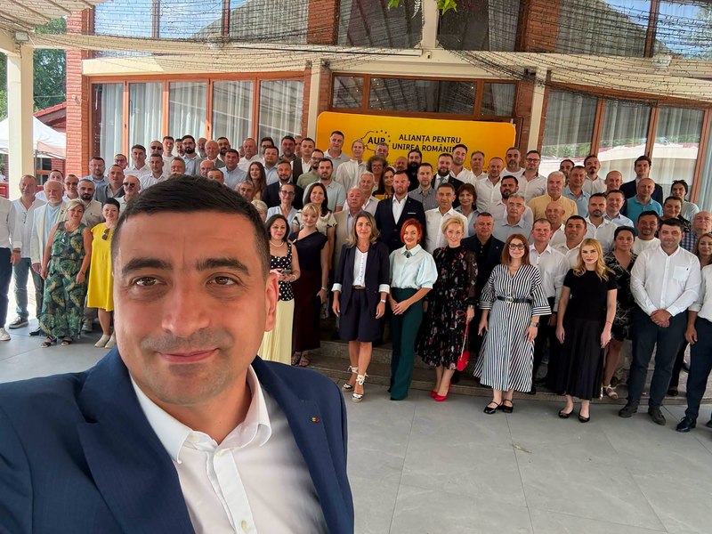 George Simion anunță că începe demersurile pentru suspendarea președintelui Nicușor Dan. Liderul AUR îl somează din Teleorman pe șeful statului să numească un premier