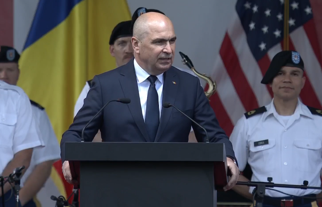 NEWS.ro: Ilie Bolojan, la recepţia de Ziua Independenţei SUA: Se cuvine să mulţumim Statelor Unite şi militarilor acesteia, contribuie semnificativ la securitatea României şi la siguranţa cetăţenilor noştri