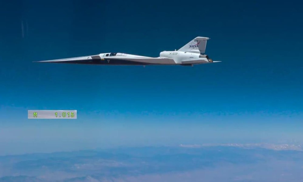 O aeronavă NASA a depășit bariera sunetului în primul zbor experimental al supersonicului