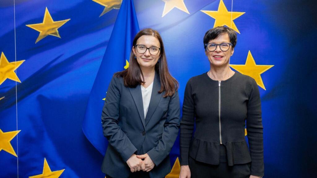 RFI: Vicepremier moldovean, la Luxemburg: Începerea negocierilor cu UE, un moment pentru care s-au depus eforturi mari. Comisara Kos: O zi importantă pentru procesul de extindere