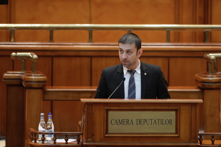 Social-democratul Gabriel Zetea acuză liderii PNL și USR că împing PSD spre AUR: „Să facă toți un pas în spate”