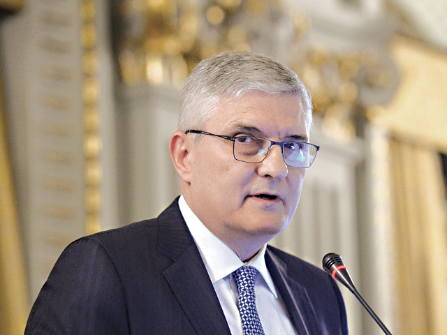 Daniel Dăianu, preşedintele Consiliului Fiscal:  Nu trebuie să inducem o confuzie. Nu modelul de creştere este vinovat pentru dezechilibre în cazul României, ci erori de politici macroeconomice şi calitatea (slăbiciunea) instituţiilor