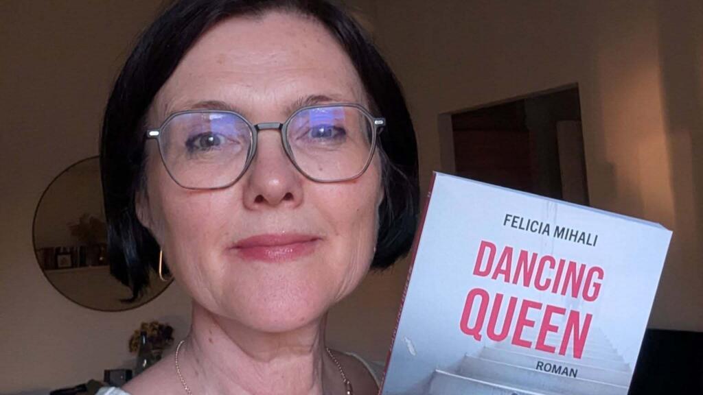Felicia Mihali lanseaza Dancing Queen si UVT introduce Didactica predarii sahului.