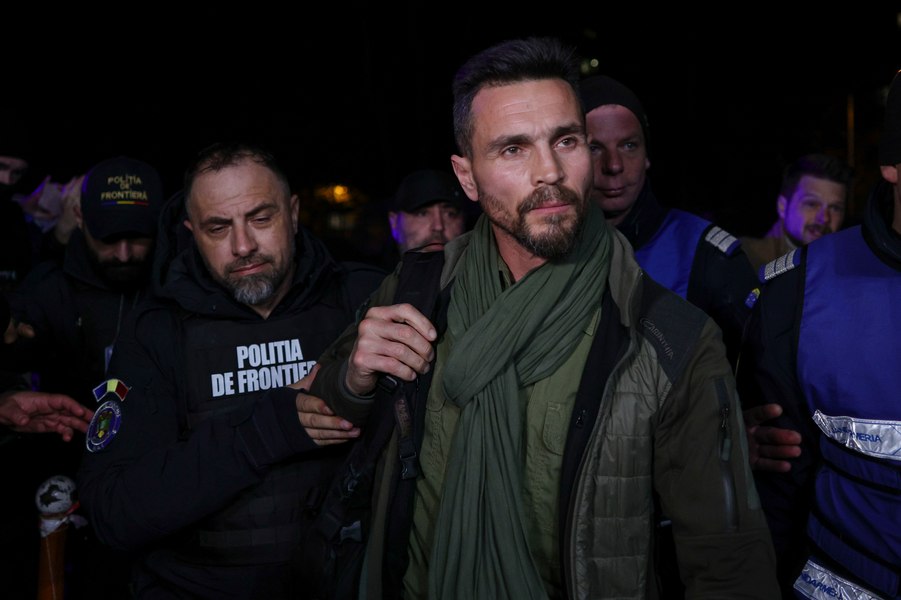 Fostul colaborator al lui Călin Georgescu, Eugen Sechila, a primit doar un avertisment în dosarul troiței cu simbol legionar. Motivarea instanței