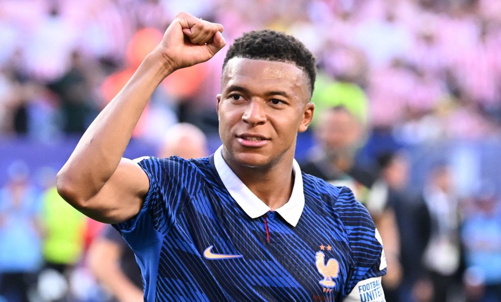 Franța a tremurat cu Paraguay, 1-0! Un penalty a decis calificarea în sferturile Cupei Mondiale, unde sunt așteptați de Maroc