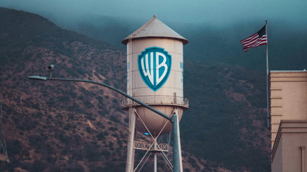 Justiția din SUA blochează temporar fuziunea de 110 miliarde de dolari dintre Paramount și Warner Bros. Discovery