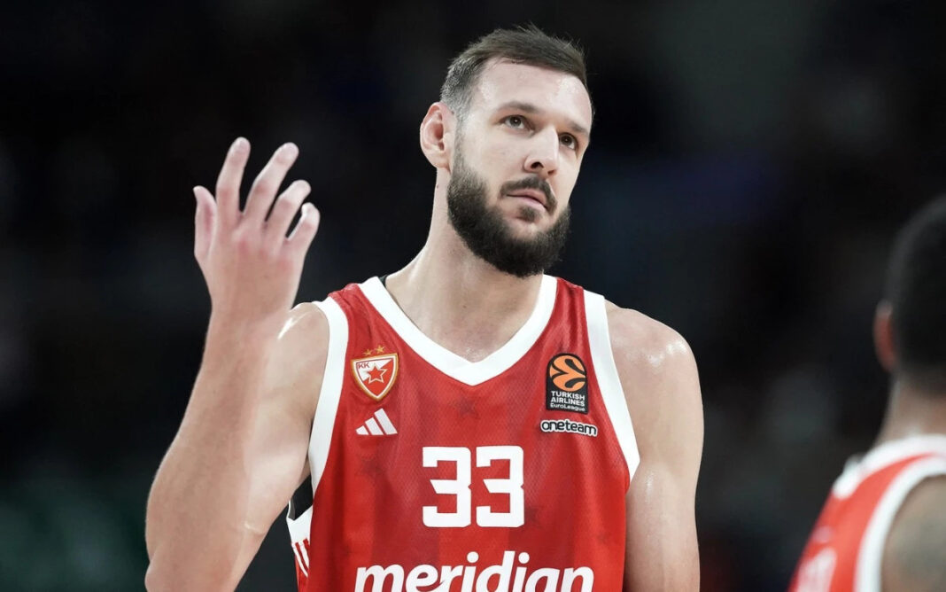 NEWS.ro: Baschet masculin: Plângere penală pe numele lui Uroš Plavšić, jucător transferat de U BT Cluj. Reţinerea sa, după ce a atacat un militar la Belgrad, a fost revocată