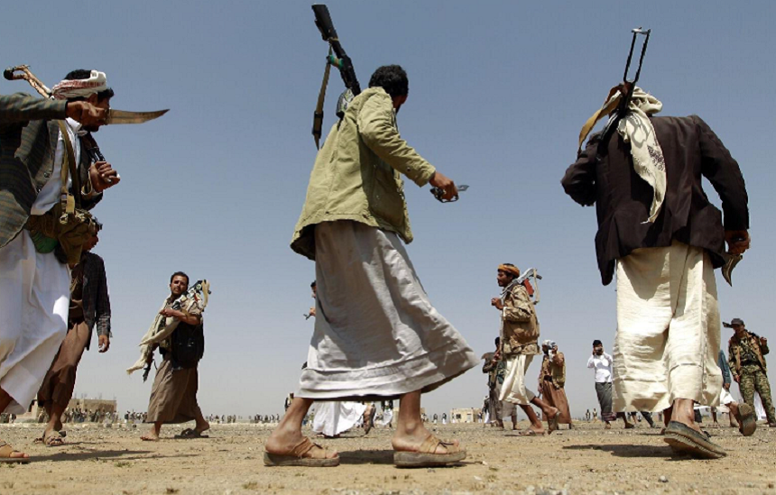 NEWS.ro: Paisprezece soldaţi au fost ucişi într-un atac al grupării houthi în Yemen
