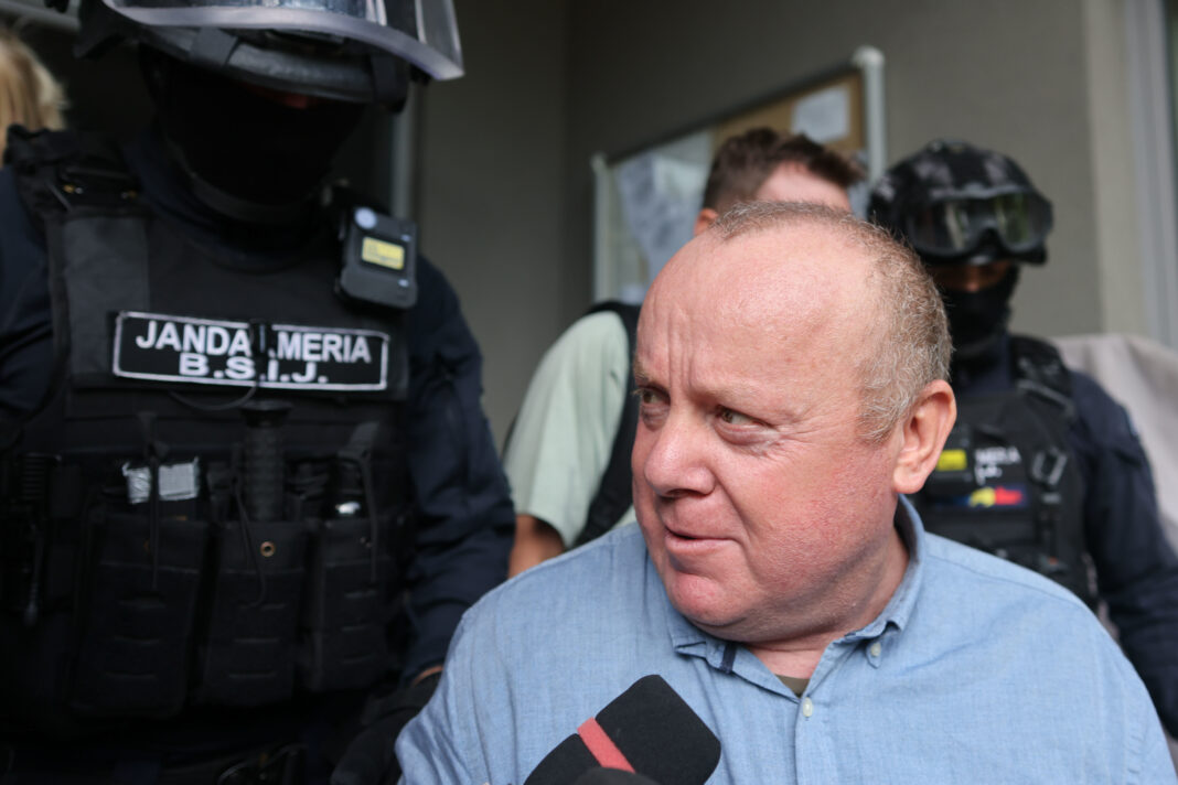 NEWS.ro: Viorel Paşca şi ceilalţi reţinuţi în cazul azilelor ilegale din Bihor, plasaţi sub control judiciar