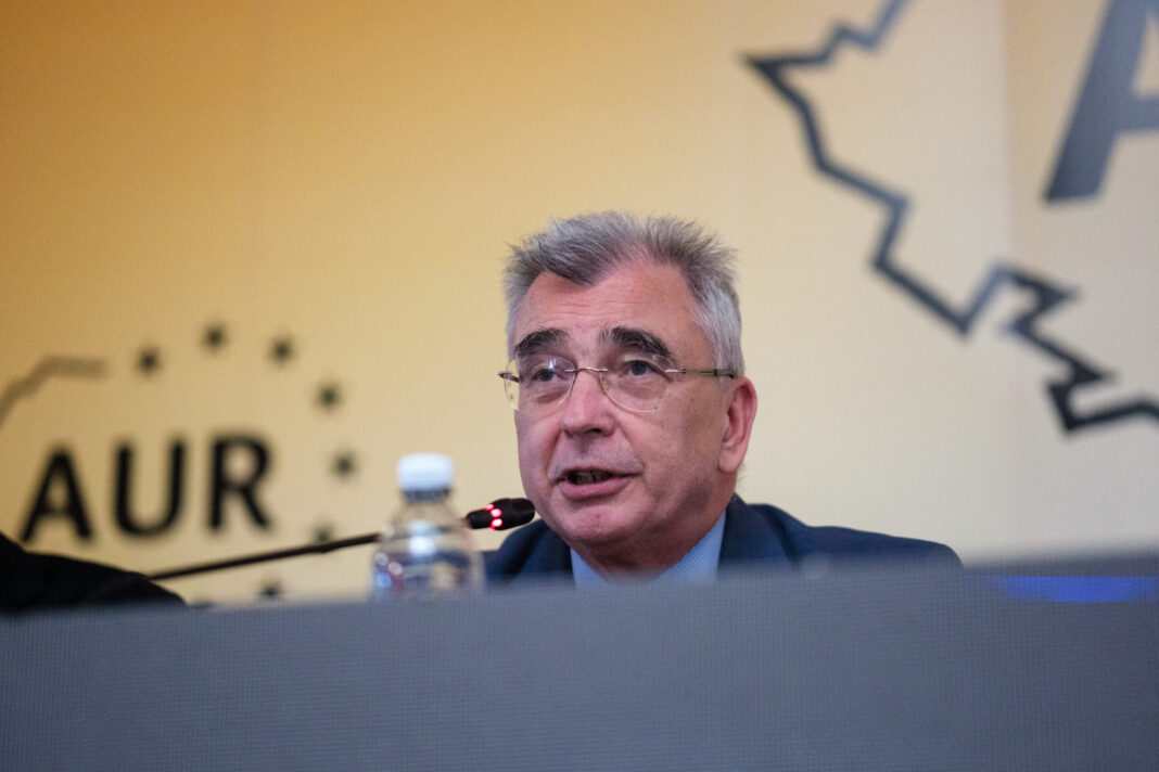 Petrișor Peiu (AUR): Sorin Grindeanu preferă să mintă. Cu tupeul hoțului care strigă „hoții!” / Liderul PSD a susținut că Ilie Bolojan este menținut în funcția de premier cu voturile AUR