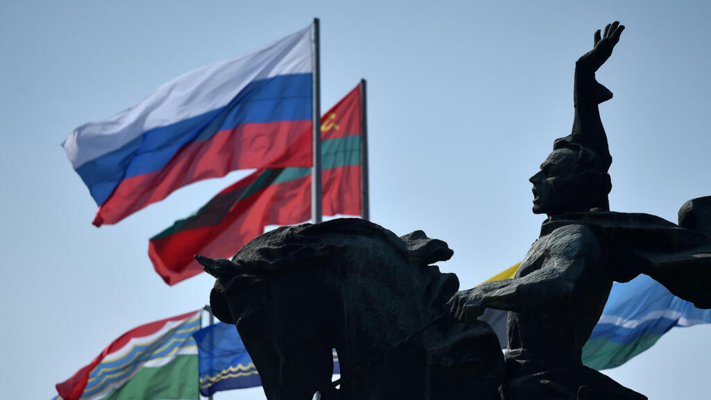 RFI: Campanie de rescriere a istoriei României la Tiraspol. Cetățenilor moldoveni li se spune că adevărații moldoveni trăiesc în Transnistria și sunt apărați de ruși