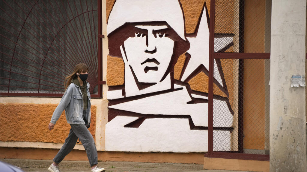 RFI: O prezentatoare din Tiraspol se laudă pe Instagram cu vizite în România, iar în emisiune spune că românii sunt călăi și fasciști
