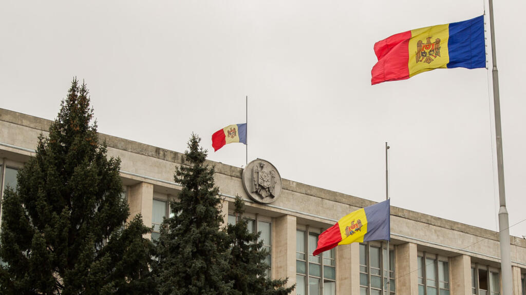 RFI: Tranziție fără sincope promisă de premierul demisionar de la Chișinău