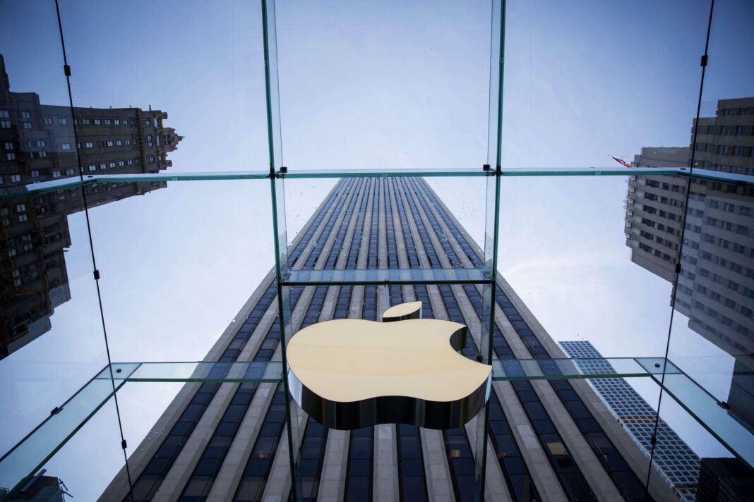 Vulnerabilitate în funcția „Hide My Email” de la Apple ar putea expune adresele reale ale utilizatorilor