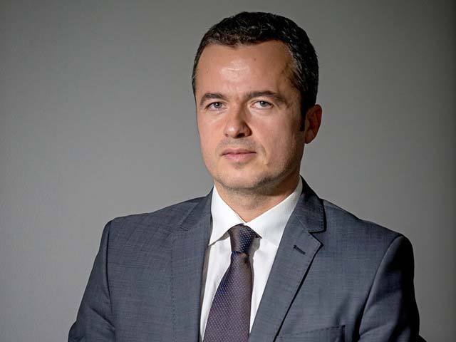 Patria Bank încheie primul semestru al anului cu un venit net bancar de 134,9 milioane de lei, în creştere cu 9% faţă de S1/2025. Şi profitul net a crescut cu 6%, până la 27,3 milioane de lei. „Ne vom concentra pe dezvoltarea relaţiilor cu clienţii existenţi, atragerea unor proiecte solide şi creşterea prudentă a portofoliului”