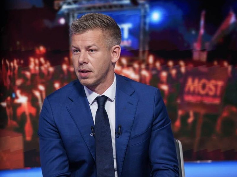 Relațiile diplomatice cu Ungaria scârțâie: Péter Magyar s-a văzut cu toți omologii vecini importanți, mai puțin cu Bolojan. Problema diplomației românești, analizată de un expert