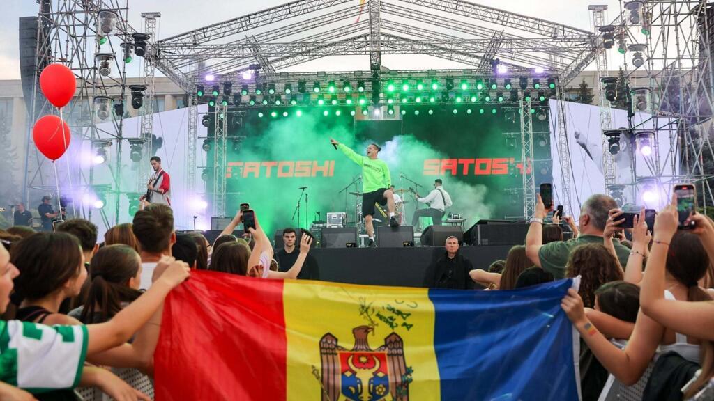 RFI: ”Independența care ne unește”. R.Moldova, în pregătiri pentru a marca 35 de ani de la proclamarea independenței. De Ziua Limbii Române, Marea Dictare Națională și fără concert