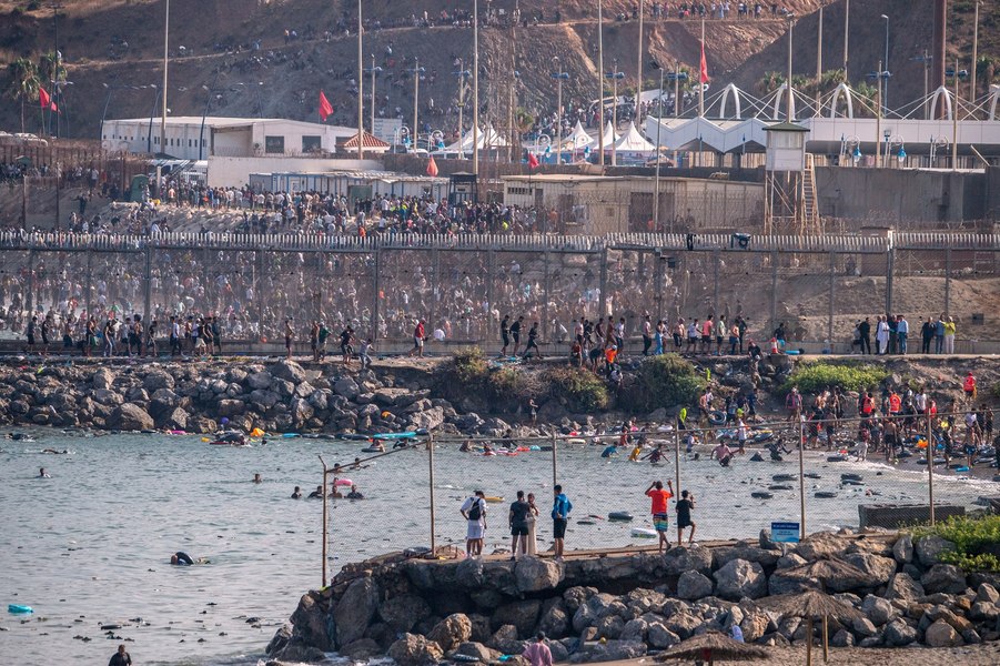 Italia menține controalele pentru călătorii veniți din Spania. Măsura, prelungită din cauza situației din Ceuta