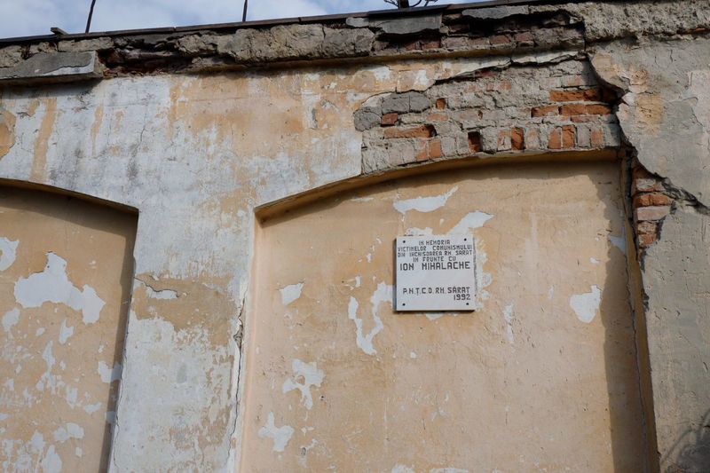 NEWS.ro: Ciolacu vrea ca CJ Buzău să gestioneze proiectul fostului penitenciar de la Râmnicu Sărat: „Este un proiect de ţară” - FOTO