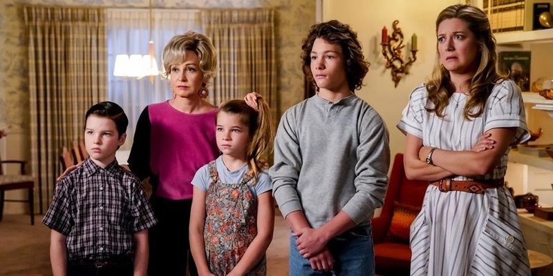 NEWS.ro: Filme la Warner TV, în octombrie - Premiera serialului „Tânărul Sheldon” şi „Halloweekend”