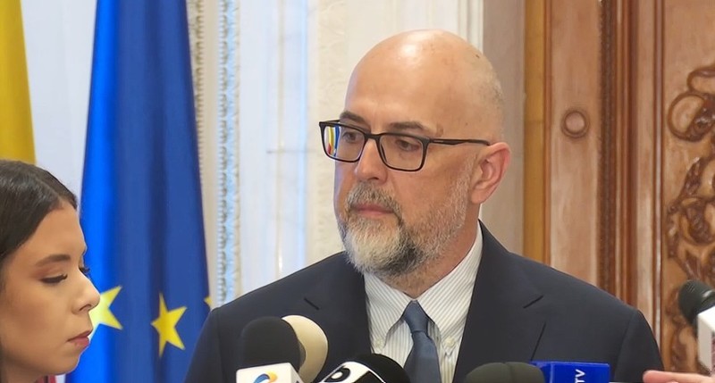 NEWS.ro: Kelemen Hunor: Dacă acest guvern nu trece, preşedintele va convoca nişte consultări/ Nu cred că vom sta încă trei luni fără desemnare/ Poate că la următoarea desemnare oamenii vor fi un pic mai flexibili