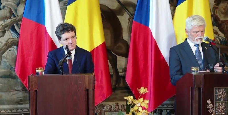 NEWS.ro: Nicuşor Dan: Legat de război hibrid, eu cred că partea de cyber şi partea de dezinformare sunt cele care afectează cel mai mult societăţile noastre şi aici efortul este continuu. Aici progresele sunt până la un anumit nivel, dar mai avem de lucru