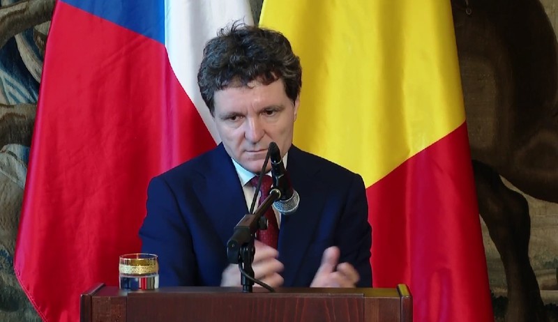 NEWS.ro: Nicuşor Dan: Voi convoca partidele luni la Cotroceni, iar luni după-amiază voi desemna un nou premier