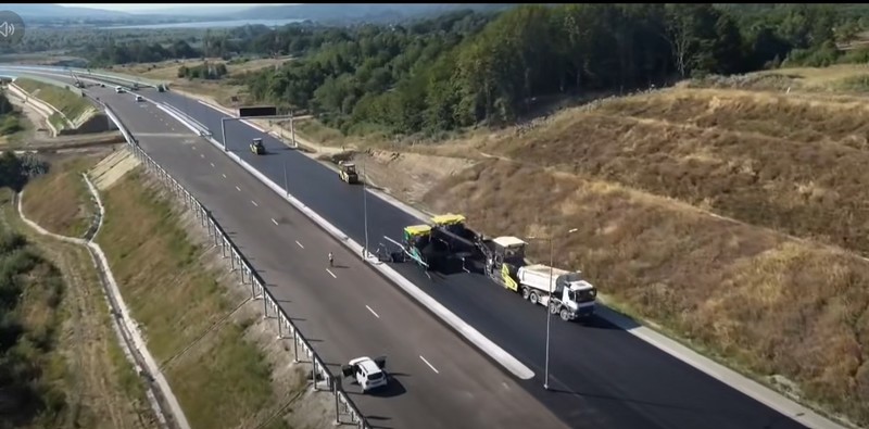 NEWS.ro: Precizări CNAIR legat de funcţionareaTollRo începând cu 1 octombrie: Datele asociate conturilor utilizate în etapa de pilotare vor fi migrate în varianta finală a aplicaţiei fără să mai fie nevoie să fie reintroduse
