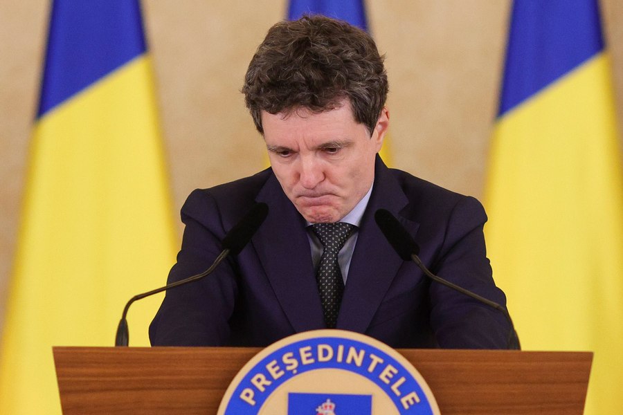 Nicușor Dan pleacă din țară chiar în ziua votului pentru Guvernul Mureșan. Programul președintelui