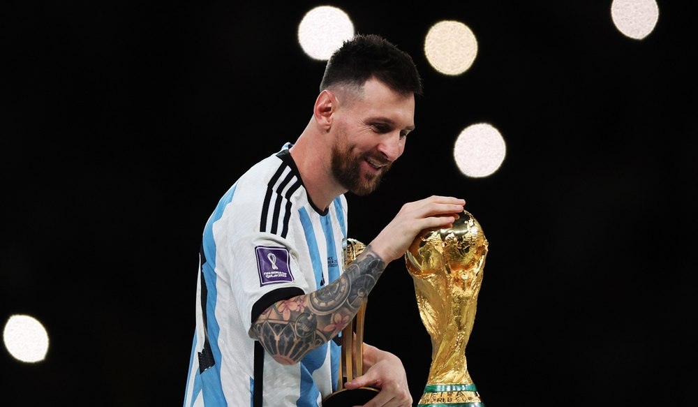 22 de ani de când fotbalul a descoperit un geniu: ascensiunea care l-a transformat pe Messi în legenda absolută a Barcelonei