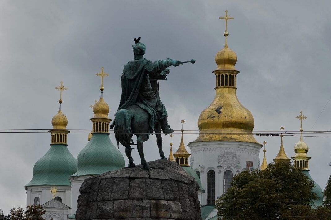 A fost votat acordul de înfrățire dintre București și Kiev  / Capitalele își promit să își acorde sprijin reciproc în situații de criză
