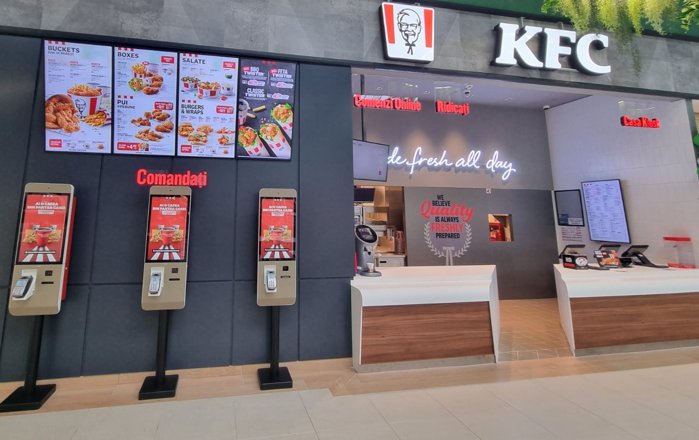 Acţionarii Sphera Franchise Group au aprobat dividende cu un randament de 2,8% şi credite de la UniCredit de peste 50 mil. euro. Finanţarea vine cu restricţii privind distribuirea viitoare a profitului sub formă de dividende