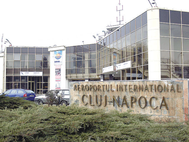 Aeroportul din Cluj-Napoca a investit 8,5 mil. lei într-un sistem de ghidaj pentru aterizare în condiţii de vizibilitate redusă