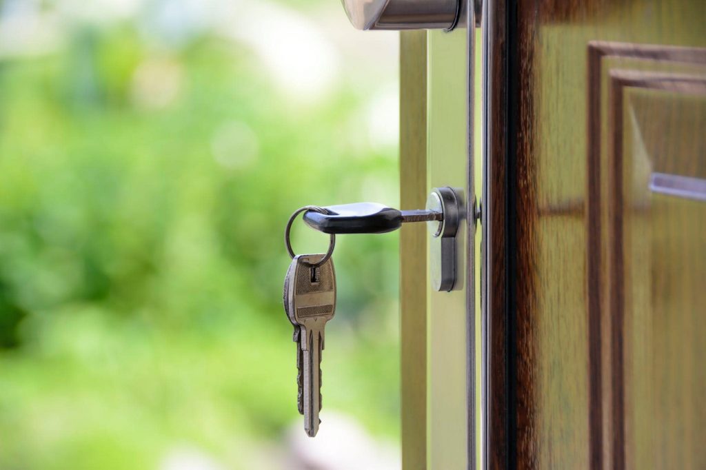 Analiză: Preţul unui apartament în România a crescut, în medie, cu aproape 5%, în 2026 / Cel mai scump centru urban rămâne Cluj-Napoca / E singurul oraş unde preţul trece de 3.300 euro pe mp utili