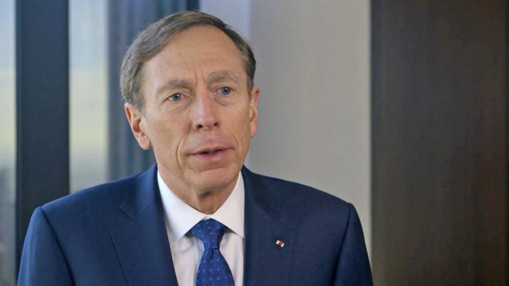 Armata SUA are nevoie de o reformă instituțională radicală pentru a face față războiului modern, susține generalul în rezervă David Petraeus