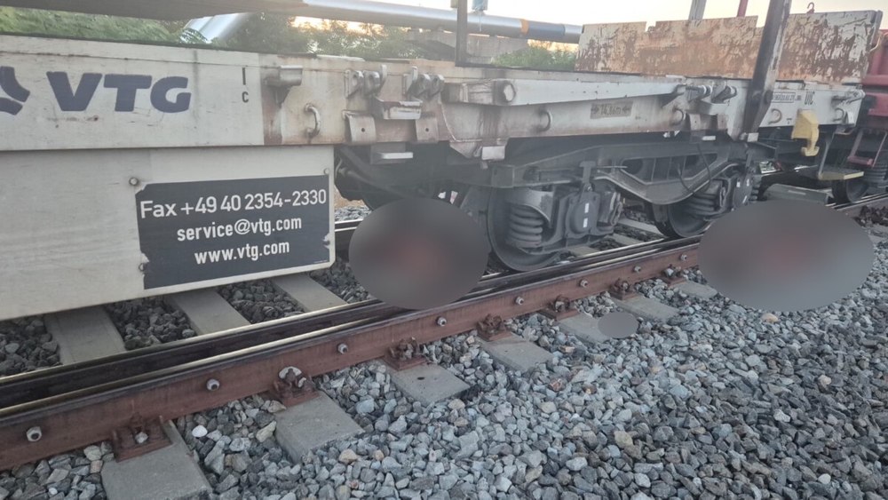 Bărbat de 31 de ani, lovit mortal de un tren de marfă în Alba. Ar fi încercat să traverseze calea ferată fără să se asigure