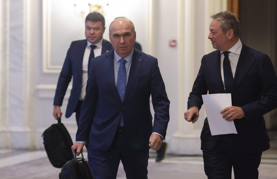 Bolojan: În situația unui guvern tehnocrat, considerăm fezabil un acord al premierului cu fiecare dintre partide, prin care acestea să își asume susținerea unor obiective pe o anumită durată, inclusiv adoptarea bugetului pe 2027.  PNL nu va guverna din nou împreună cu PSD