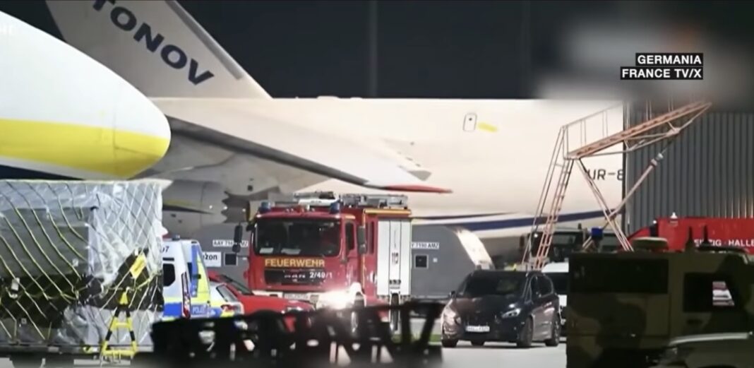 BREAKING Serviciile secrete americane susțin că atacul eșuat cu drone asupra unui avion ucrainean pe aeroportul din Leipzig este startul unei campanii intensificate de sabotaj în UE ordonată de Putin / Germania ar fi invocat Articolul 5 din Tratatul NATO dacă atacul reușea, susține WSJ