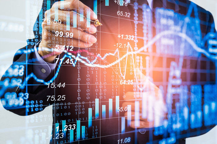 Bursa creşte vineri şi încheie săptămâna cu un avans de 4%. Tranzacţii de 120 mil. lei astăzi şi aprecieri pe Premier Energy, Electrica şi Banca Transilvania