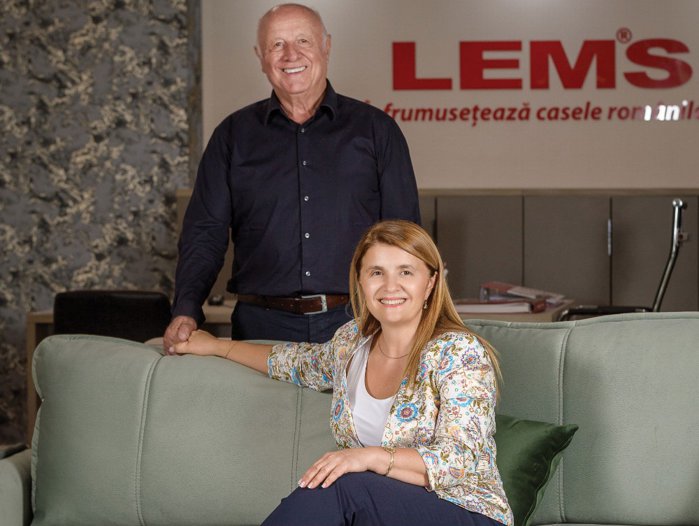 Ce înseamnă schimbarea de generaţie pentru un fondator, pentru noul lider, pentru echipă? Cum s-a făcut trecerea către a doua generaţie în cazul reţelei Lemet, un business în industria mobilei, de 190 de milioane lei. Adina Rizea, director general, Lemet: Nu cred că apartenenţa la familie trebuie să creeze obligaţia de a intra în companie şi nici dreptul automat de a o conduce