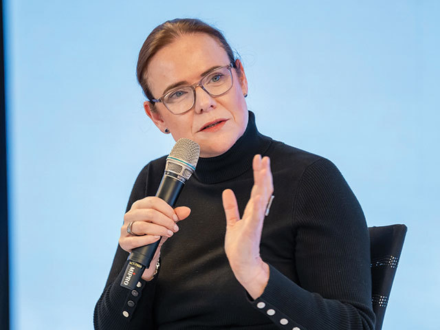 Christina Verchere, CEO OMV Petrom: „Cererea de carburanţi a rămas mai puternică decât ne aşteptam“. Profitul net al companiei a sărit cu 68% în T3, iar acţiunile au atins maximul istoric