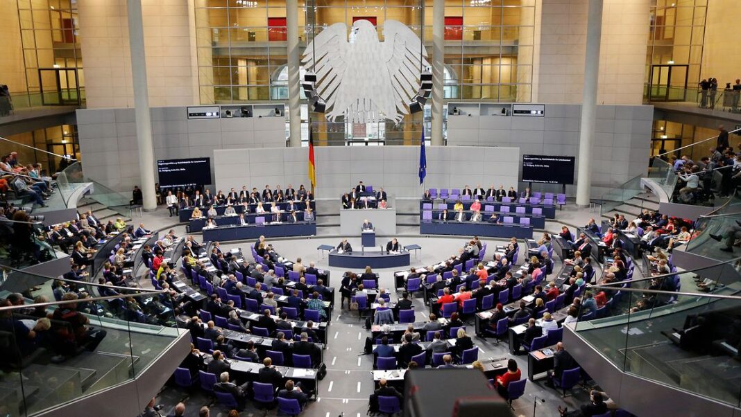 Coaliția din Germania promite reforme rapide, pe fondul ascensiunii partidului de extremă dreapta AfD și al presiunilor asupra economiei și sistemului de protecție socială