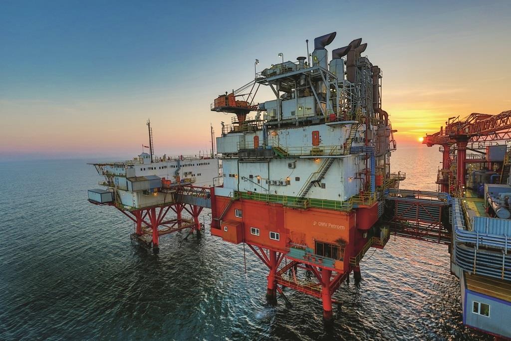 Compania globală de investiții Carlyle și BERD au ajuns la un acord pentru vânzarea Black Sea Oil & Gas, cel mai mare producător de gaze naturale offshore din România, către Mazarine Energy, o companie europeană din sectorul energetic