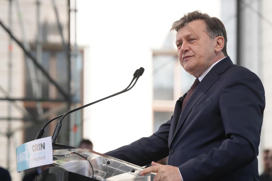 Crin Antonescu, despre „cazul” Călin Georgescu: „Dacă este un infractor, dovedește, arată, expune, nu-l scoate cu forţa din joc”