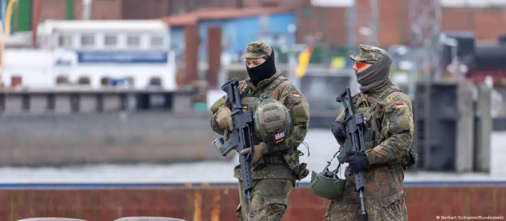 Cum se pregătește Bundeswehr pentru un scenariu de apărare