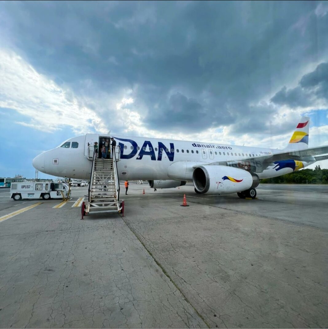 DAN AIR a cerut intrarea în insolvență / „Zborurile continuă, iar programul rămâne neschimbat” / Compania cere protecție împotriva unor creditori