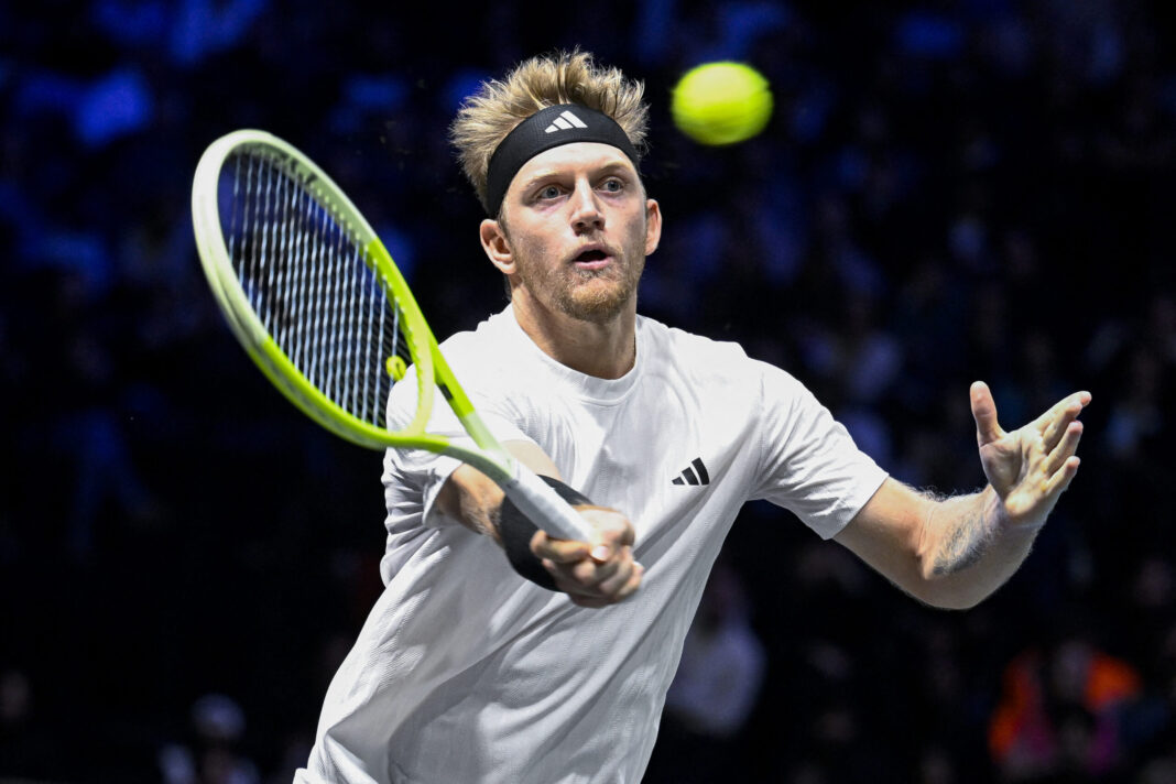 Davidovich Fokina câștigă primul său turneu de categorie Masters 1000, după finala iberică de la Shanghai