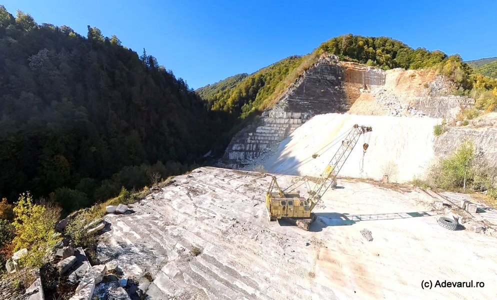 „Drumul Marmurei”, șoseaua de 88 de milioane de euro construită pentru a salva de la pustiire satele din Munții Poiana Ruscă